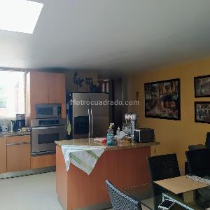 Casa de 5 alcobas en venta en San Jose De Bavaria, Bogotá, 460 m² · foto 8 de 20