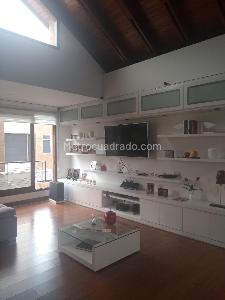 Casa de 5 alcobas en venta en San Jose De Bavaria, Bogotá, 540 m² · foto 10 de 16