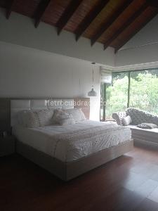 Casa de 5 alcobas en venta en San Jose De Bavaria, Bogotá, 540 m² · foto 11 de 16