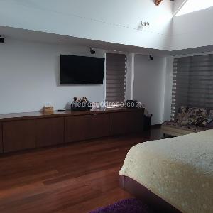 Casa de 5 alcobas en venta en San Jose De Bavaria, Bogotá, 560 m² · foto 15 de 20