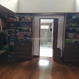 Casa de 5 alcobas en venta en San Jose De Bavaria, Bogotá, 560 m² · foto 7 de 20