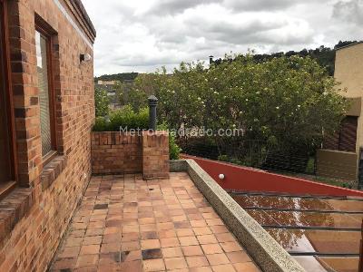 Casa de 4 alcobas en venta en San Jose De Bavaria, Bogotá, 460 m² · foto 14 de 20