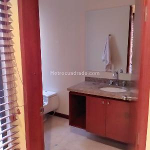 Casa de 4 alcobas en venta en San Jose De Bavaria, Bogotá, 430 m² · foto 17 de 20