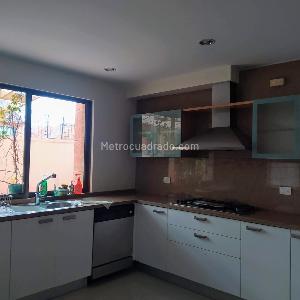 Casa de 4 alcobas en venta en San Jose De Bavaria, Bogotá, 430 m² · foto 9 de 20