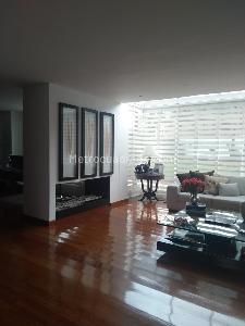 Casa de 5 alcobas en venta en San Jose De Bavaria, Bogotá, 560 m² · foto 10 de 18