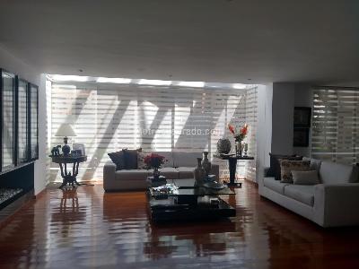 Casa de 5 alcobas en venta en San Jose De Bavaria, Bogotá, 560 m² · foto 16 de 18