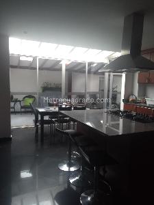 Casa de 5 alcobas en venta en San Jose De Bavaria, Bogotá, 560 m² · foto 17 de 18