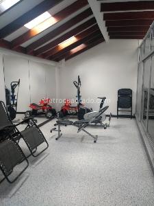 Casa de 5 alcobas en venta en San Jose De Bavaria, Bogotá, 560 m² · foto 4 de 18