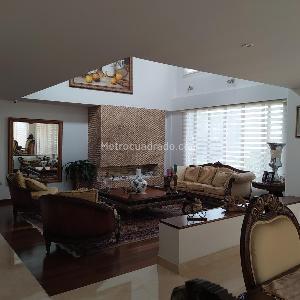 Casa de 5 alcobas en venta en San Jose De Bavaria, Bogotá, 560 m² · foto 10 de 20