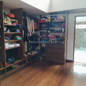 Casa de 5 alcobas en venta en San Jose De Bavaria, Bogotá, 560 m² · foto 17 de 20