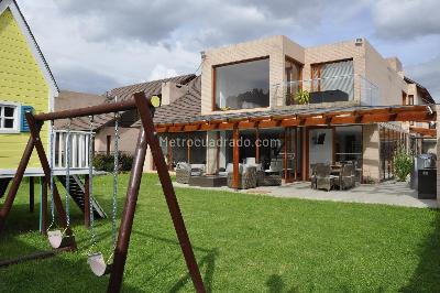 Casa de 5 alcobas en venta en San Jose De Bavaria, Bogotá, 570 m² · foto 15 de 19