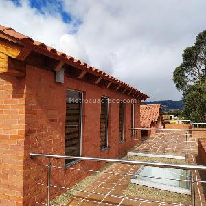 Casa de 4 alcobas en venta en San Jose De Bavaria, Bogotá, 560 m² · foto 3 de 20