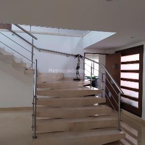 Casa de 4 alcobas en venta en San Jose De Bavaria, Bogotá, 560 m² · foto 8 de 20