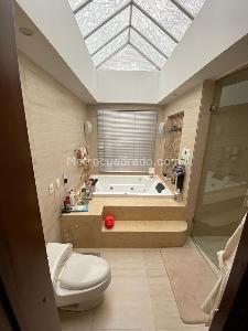 Casa de 4 alcobas en venta en San Jose De Bavaria, Bogotá, 540 m² · foto 5 de 20