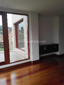 Casa de 4 alcobas en venta en San Jose De Bavaria, Bogotá, 570 m² · foto 15 de 20