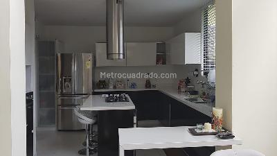 Casa de 4 alcobas en venta en Hacienda San Simon, Bogotá, 384 m² · foto 7 de 14