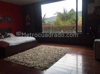 Casa de 4 alcobas en venta en Hacienda San Simon, Bogotá, 550 m² · foto 11 de 17