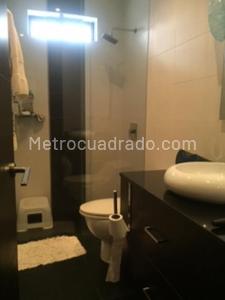Casa de 4 alcobas en venta en Hacienda San Simon, Bogotá, 550 m² · foto 4 de 17