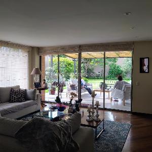 Casa de 4 alcobas en venta en San Jose De Bavaria, Bogotá, 380 m² · foto 3 de 16