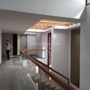 Casa de 4 alcobas en venta en San Jose De Bavaria, Bogotá, 480 m² · foto 17 de 19