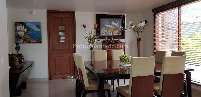 Casa de 5 alcobas en venta en San Jose De Bavaria, Bogotá, 420 m² · foto 8 de 20