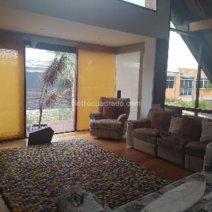 Casa de 4 alcobas en venta en San Jose De Bavaria, Bogotá, 460 m² · foto 12 de 20