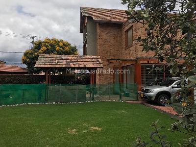 Casa en venta en San Jose De Bavaria, Bogotá · foto 15 de 19