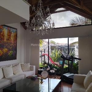 Casa en venta en San Jose De Bavaria, Bogotá · foto 2 de 19