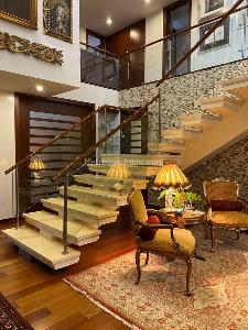 Casa de 5 alcobas en venta en San Jose De Bavaria, Bogotá, 480 m² · foto 13 de 18