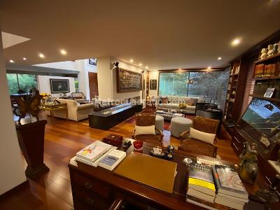 Casa de 5 alcobas en venta en San Jose De Bavaria, Bogotá, 480 m² · foto 7 de 18