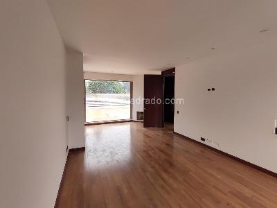 Casa de 4 alcobas en venta en Hacienda San Simon, Bogotá, 440 m² · foto 8 de 14