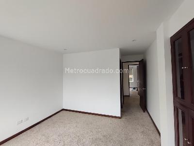 Casa de 4 alcobas en venta en Hacienda San Simon, Bogotá, 280 m² · foto 14 de 15