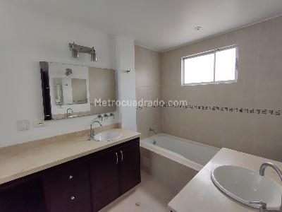 Casa de 4 alcobas en venta en Hacienda San Simon, Bogotá, 280 m² · foto 15 de 15