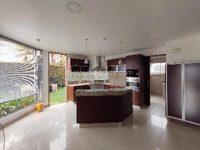 Casa de 4 alcobas en venta en Hacienda San Simon, Bogotá, 280 m² · foto 5 de 15