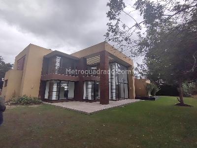 Casa de 3 alcobas en venta en Hacienda San Simon, Bogotá, 480 m² · foto 3 de 13
