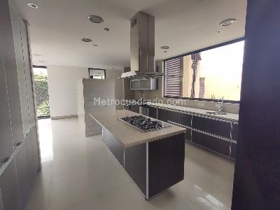 Casa de 3 alcobas en venta en Hacienda San Simon, Bogotá, 480 m² · foto 8 de 13