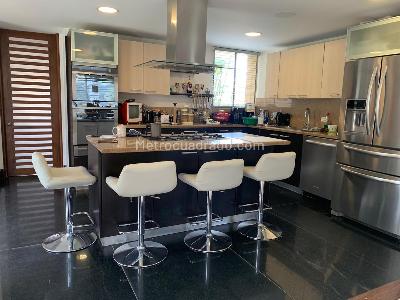 Casa de 4 alcobas en venta en Hacienda San Simon, Bogotá, 345 m² · foto 9 de 15