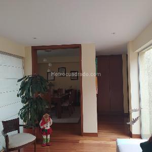 Casa de 3 alcobas en venta en San Jose De Bavaria, Bogotá, 340 m² · foto 4 de 17