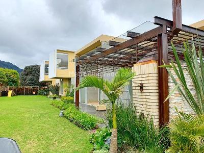 Casa de 4 alcobas en venta en Hacienda San Simon, Bogotá, 599 m² · foto 10 de 12