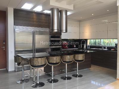 Casa de 4 alcobas en venta en Hacienda San Simon, Bogotá, 599 m² · foto 4 de 12