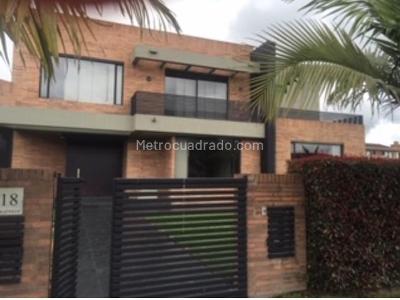 Casa de 4 alcobas en venta en Hacienda San Simon, Bogotá, 550 m² · foto 11 de 14