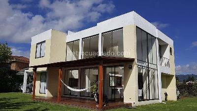 Casa de 4 alcobas en venta en Hacienda San Simon, Bogotá, 360 m² · foto 4 de 15