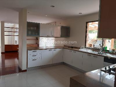 Casa de 5 alcobas en venta en San Jose De Bavaria, Bogotá, 360 m² · foto 17 de 17