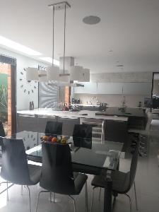 Casa de 5 alcobas en venta en San Jose De Bavaria, Bogotá, 540 m² · foto 6 de 14