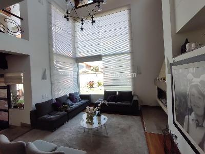Casa de 4 alcobas en venta en San Jose De Bavaria, Bogotá, 340 m² · foto 2 de 10