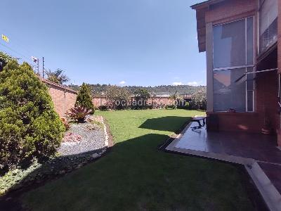 Casa de 4 alcobas en venta en San Jose De Bavaria, Bogotá, 340 m² · foto 8 de 10
