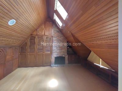 Casa de 3 alcobas en venta en San Jose De Bavaria, Bogotá, 340 m² · foto 16 de 19