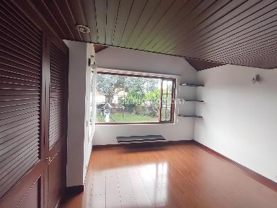 Casa de 3 alcobas en venta en San Jose De Bavaria, Bogotá, 340 m² · foto 6 de 19