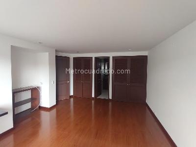 Casa de 3 alcobas en venta en San Jose De Bavaria, Bogotá, 340 m² · foto 9 de 19