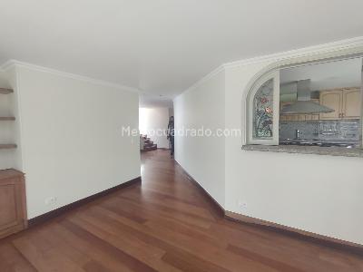 Casa de 4 alcobas en venta en San Jose De Bavaria, Bogotá, 350 m² · foto 10 de 17